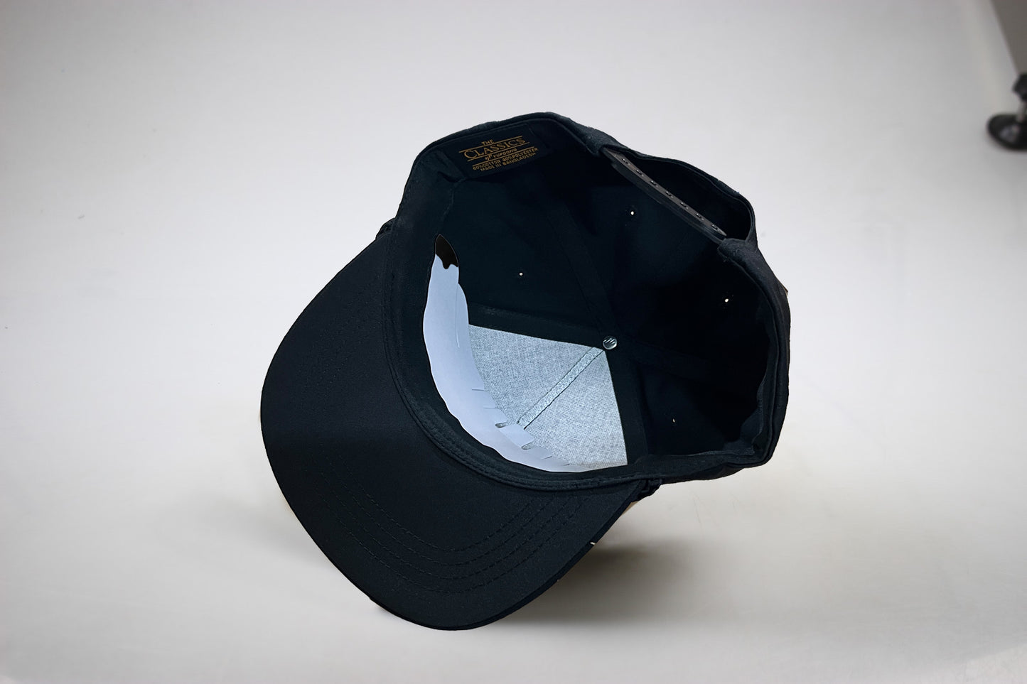 Bait & Tackle Black